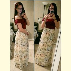 Meet your Posher, Nora